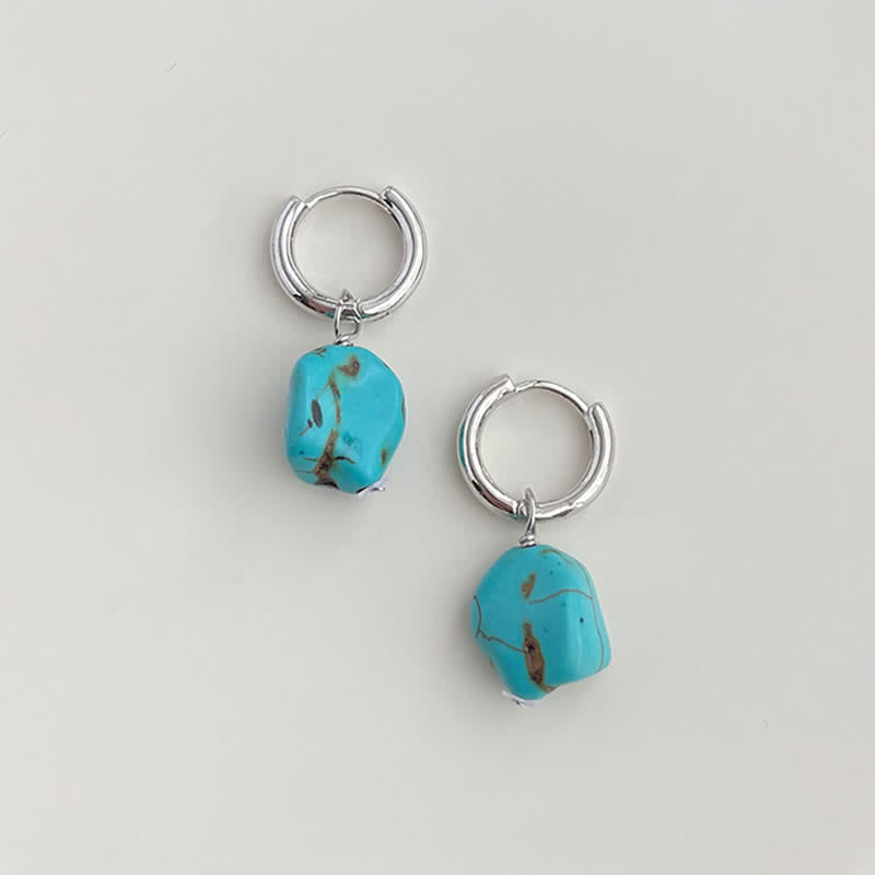 Buddha Stones 手作りの合成ターコイズ製チベット風フープピアス - image 1