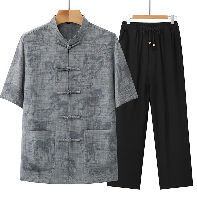 Buddha Stones 2点セット 夏用唐風カジュアル カエルボタン マンダリンカラー 馬柄 半袖シャツ パンツ メンズ 瞑想服 ポケット付き - ダークグレー - US/UK/AU42、 EU52 (3XL) - image 4