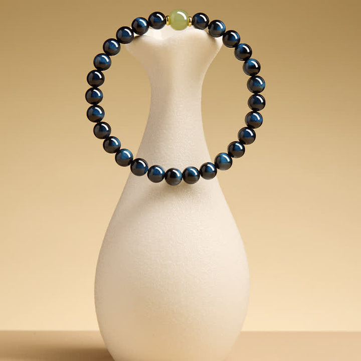 Buddha Stones ブルータイガーアイと和田翡翠の丸玉を使った直感ブレスレット - image 2