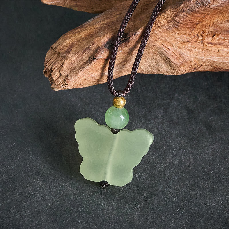 Buddha Stones 岫岩玉製蝶の変身モチーフ手彫りペンダントネックレス - image 4