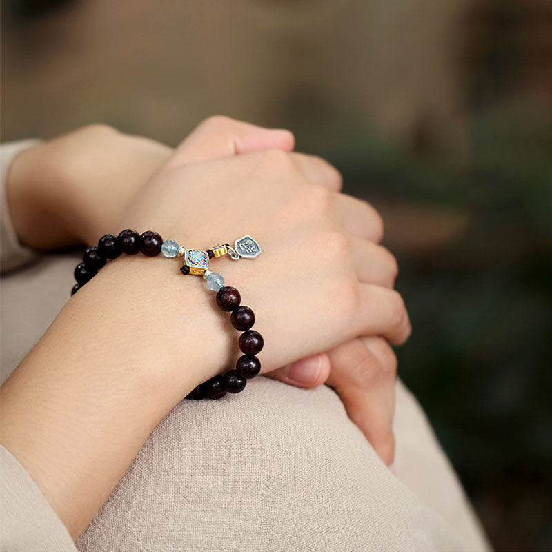 Buddha Stones925 スターリングシルバー インド産小葉 レッドサンダルウッド アクアマリン ゴールドスター 中国結び 祝福ブレスレット