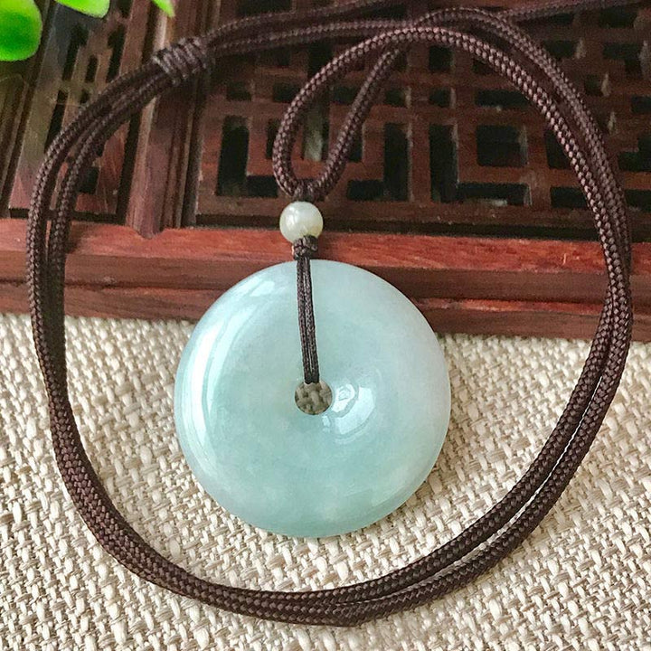 Buddha Stonesラウンド翡翠ストリング幸運ネックレスペンダント