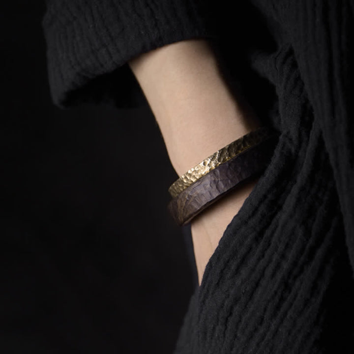 Buddha Stonesのシンプルなデザインの銅製富のカフブレスレット