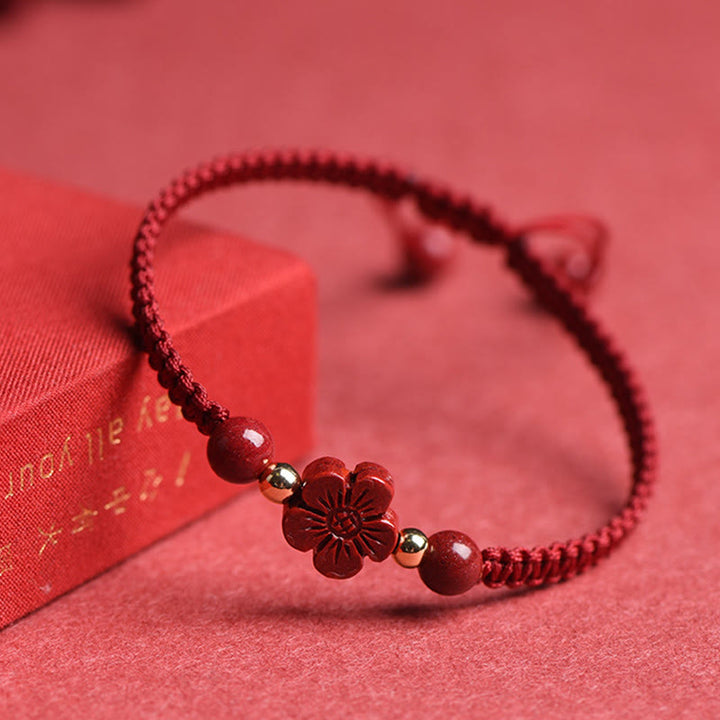 Buddha Stones四つ葉のクローバー 五つ花 辰砂 祝福の赤い紐ブレスレット