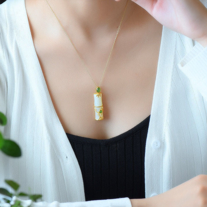Buddha Stones白翡翠 青翡翠 竹製 守護ネックレス ペンダント