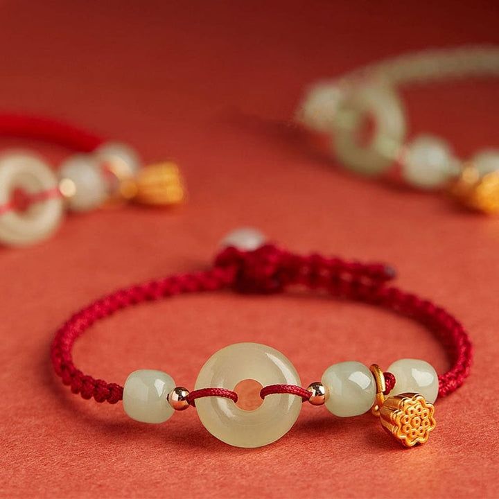 Buddha Stonesラウンドピース平和のお守りチャーム翡翠蓮幸福豊穣富ストリングブレスレット - image 1