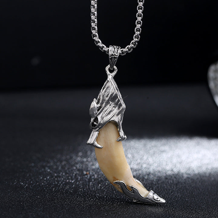 Buddha Stonesイミテーションウルフトゥース チタンスチール バランスネックレスペンダント