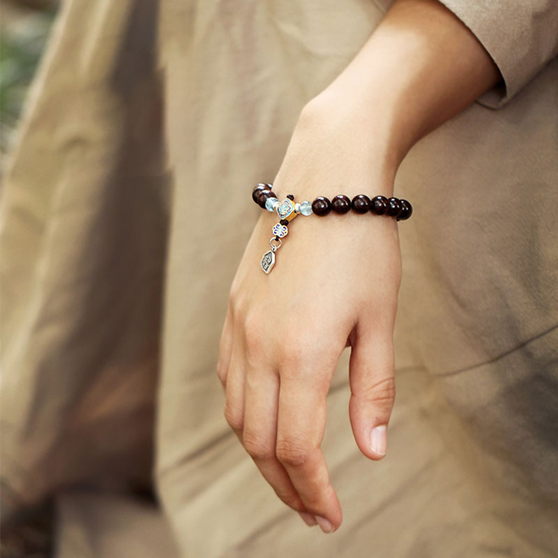 Buddha Stones925 スターリングシルバー インド産小葉 レッドサンダルウッド アクアマリン ゴールドスター 中国結び 祝福ブレスレット