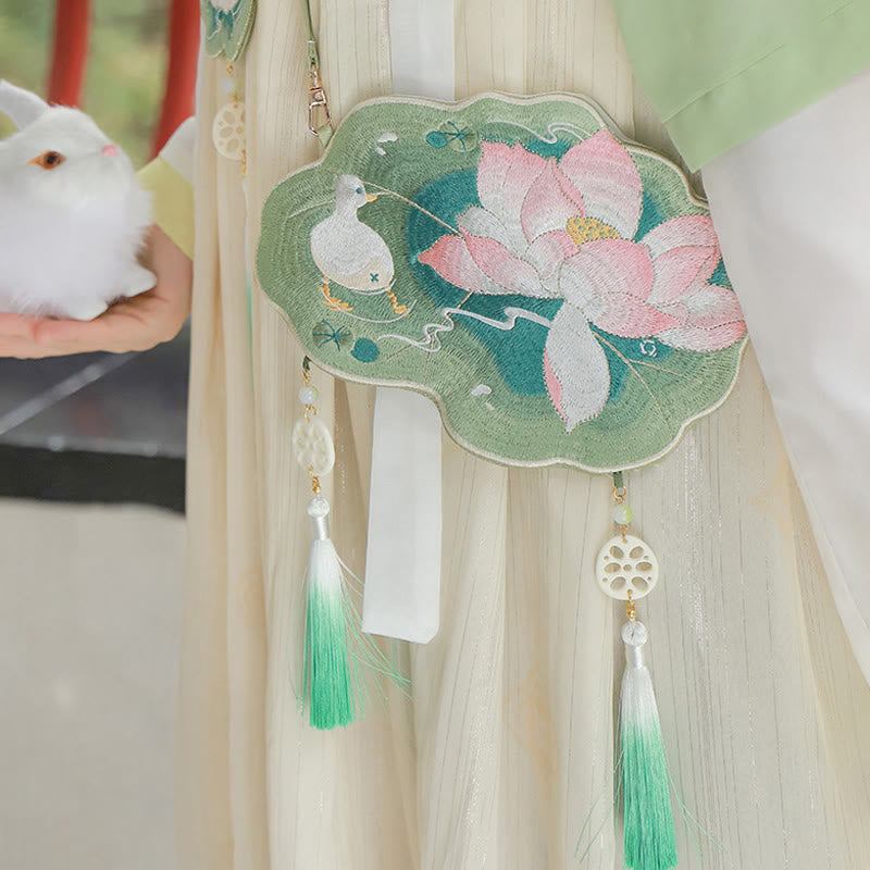 Buddha Stonesと幸運の刺繍、蓮と鯉とウサギの花の漢服バッグ、斜め掛けバッグ、ショルダーバッグ - 夏の蓮 - image 0