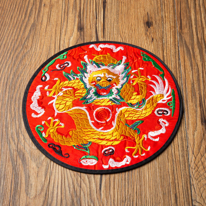 Buddha Stones龍刺繍カップマットパッドティーカップコースターカンフーティーマット