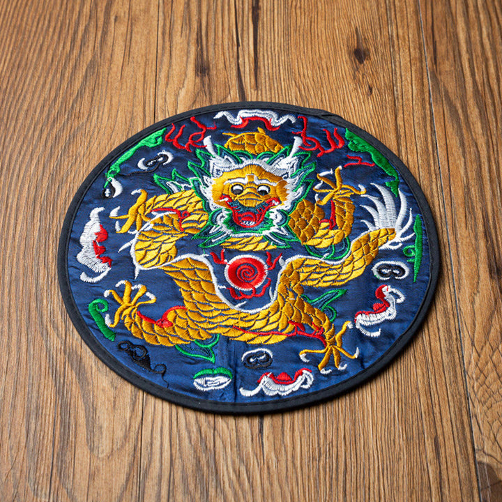 Buddha Stones龍刺繍カップマットパッドティーカップコースターカンフーティーマット
