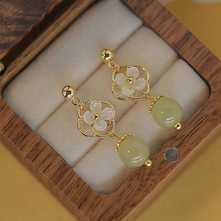 Buddha Stonesシャコガイ 石花 翡翠ビーズ 祝福 ドロップイヤリング