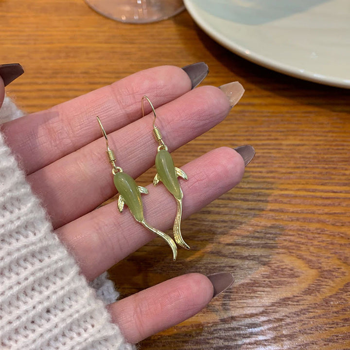 Buddha Stones 魚模様の翡翠 幸運を呼ぶ ドロップイヤリング