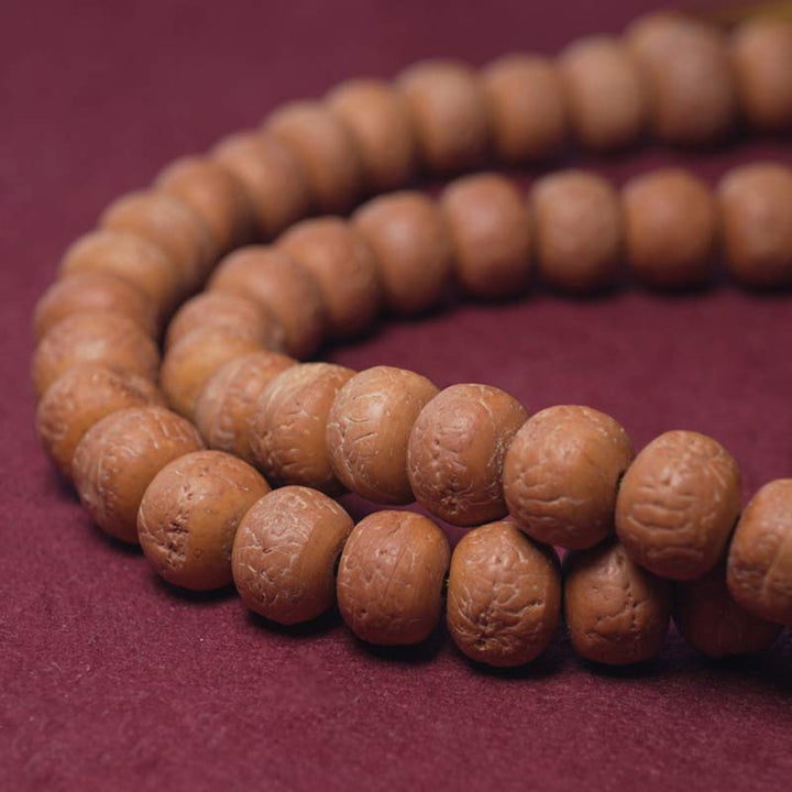 Buddha Stones108 個入りMalaビーズ 菩提樹種 ビーズ 平和 タッセル ブレスレット