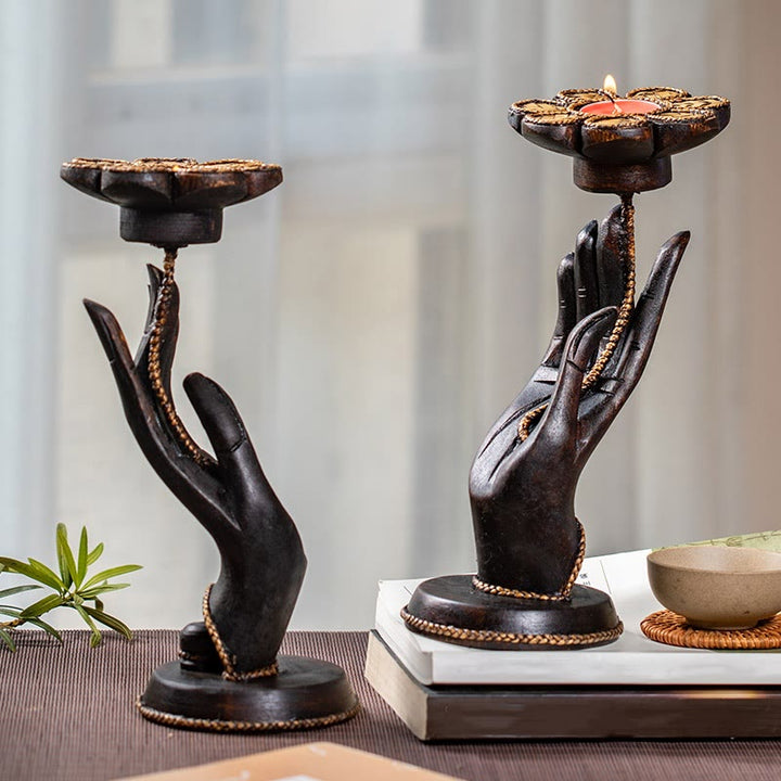 Buddha Stonesの手模様の木製キャンドルスティックホームキャンドルホルダー装飾