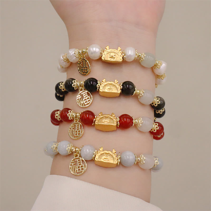 Buddha Stones赤瑪瑙 ストロベリークォーツ 黒曜石 翡翠 ガーネット 真珠 辰砂 団子型 龍 幸運 福 キャラクター ブレスレット - image 1