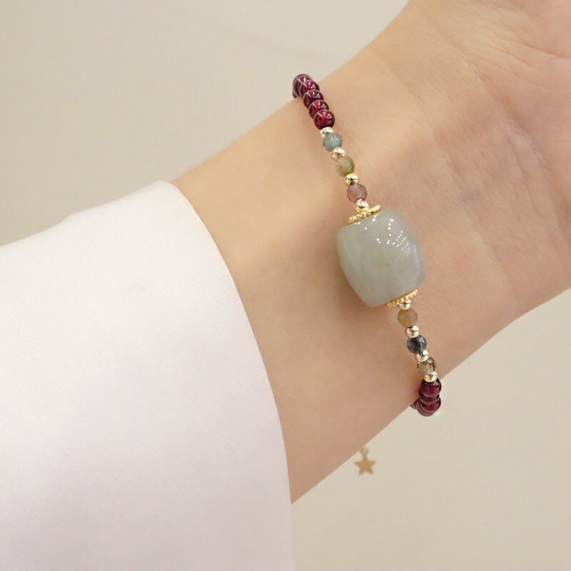 Buddha Stonesガーネット翡翠ビーズ平和バックル保護ブレスレット