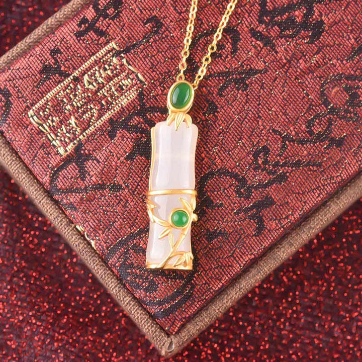 Buddha Stones白翡翠 青翡翠 竹製 守護ネックレス ペンダント