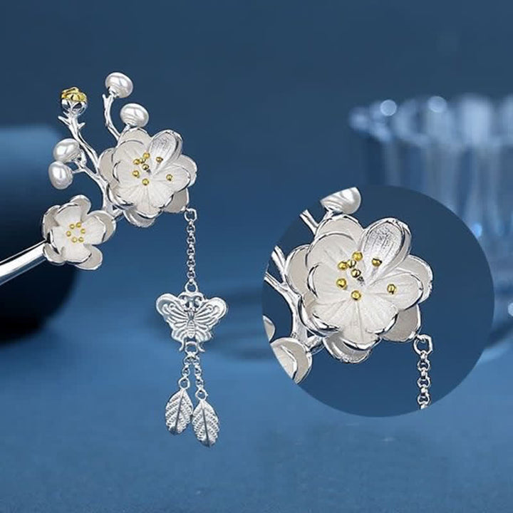 梅の花と蝶の愛と自由のタッセルヘアピン
