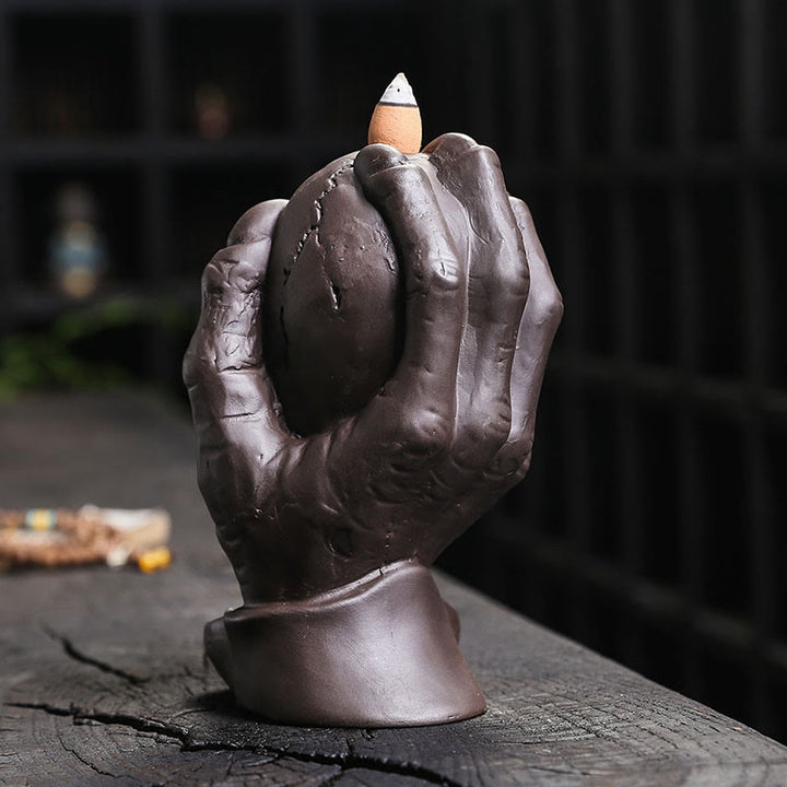 ハロウィンのBuddha Stonesとゴーストハンドの頭蓋骨、紫粘土のスピリチュアルな香炉の装飾