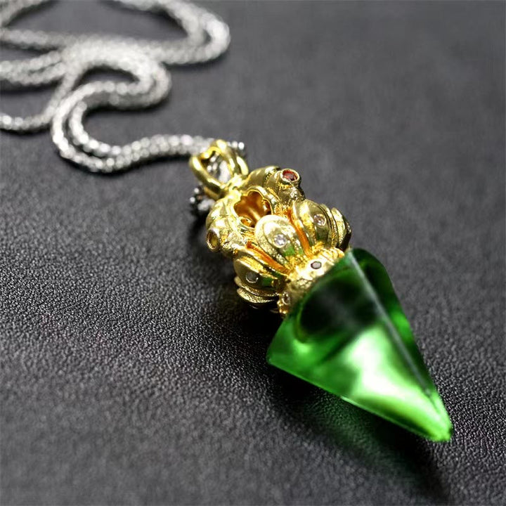 Buddha Stonesチベットドルジェ金剛杵4本爪蓮華水晶の強さのネックレスペンダント