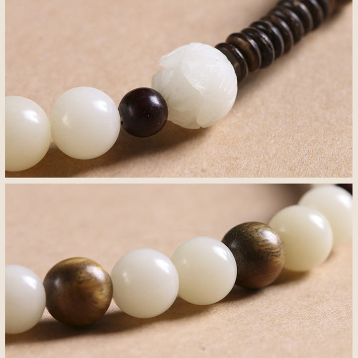 Buddha Stonesの種 グリーンサンダルウッド 蓮の平和のお守りチャームハーモニー ダブルラップブレスレット