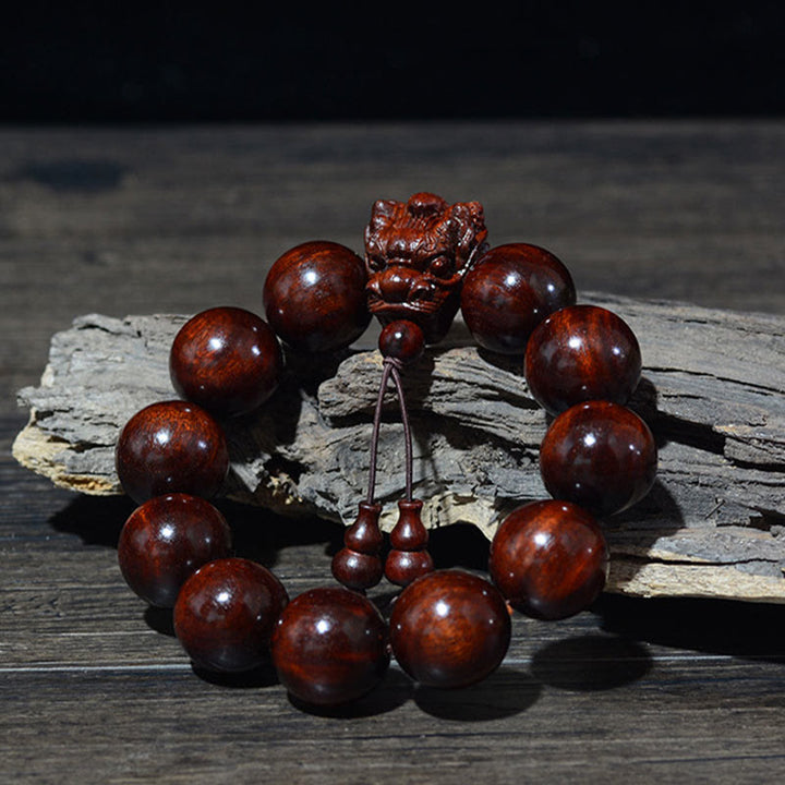 Buddha Stones、ローズウッド、グリーンサンダルウッド、小葉紫檀、龍彫刻の守護ブレスレット