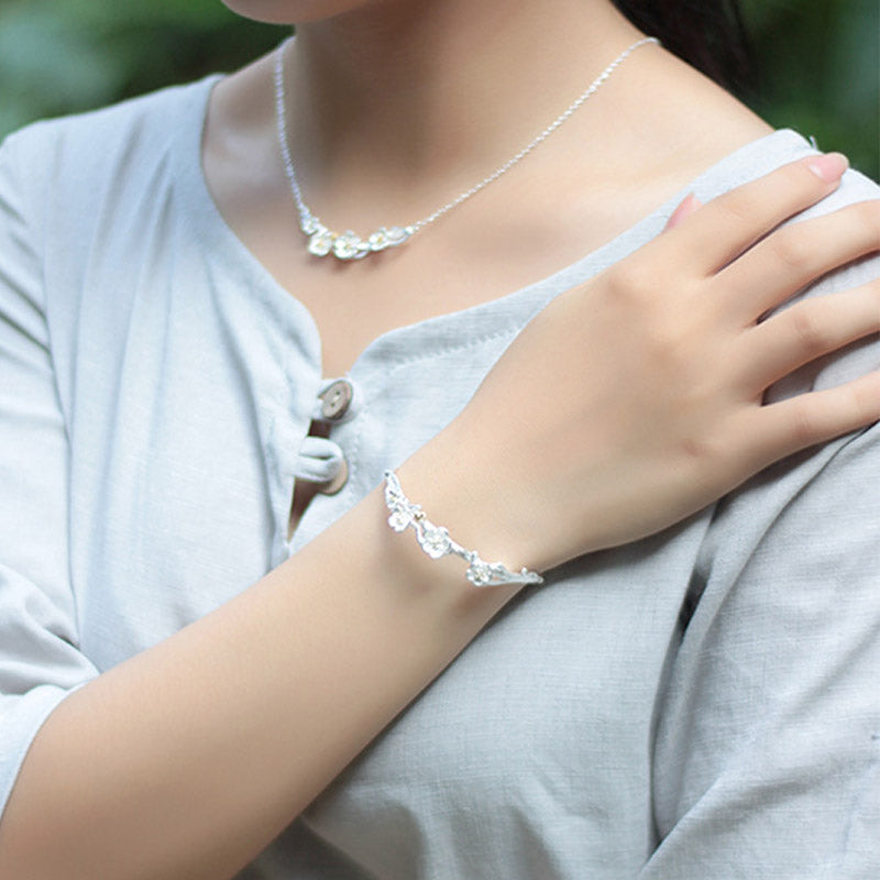 Buddha Stones925スターリングシルバー プラムフラワー 祝福ブレスレット 調節可能バングル
