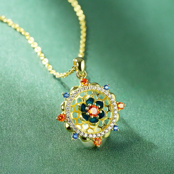 Buddha Stones925スターリングシルバー 蓮の花 カラフルジルコン 新たな始まりのネックレスペンダント
