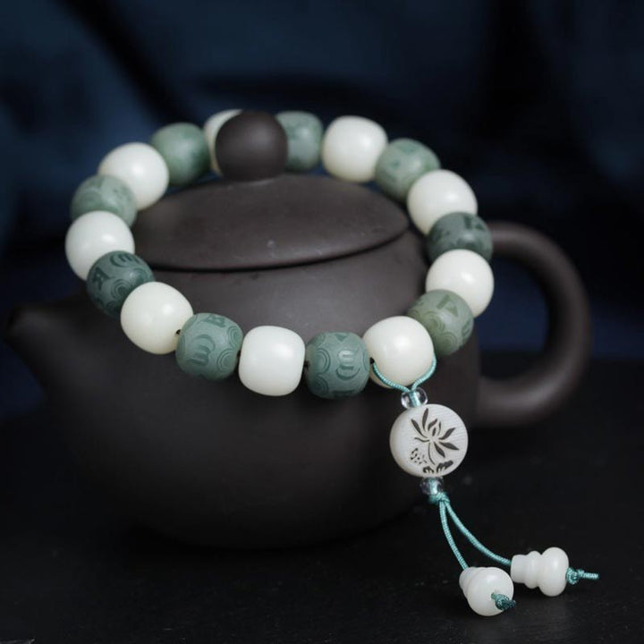 Buddha Stones白菩提六字守護ブレスレット