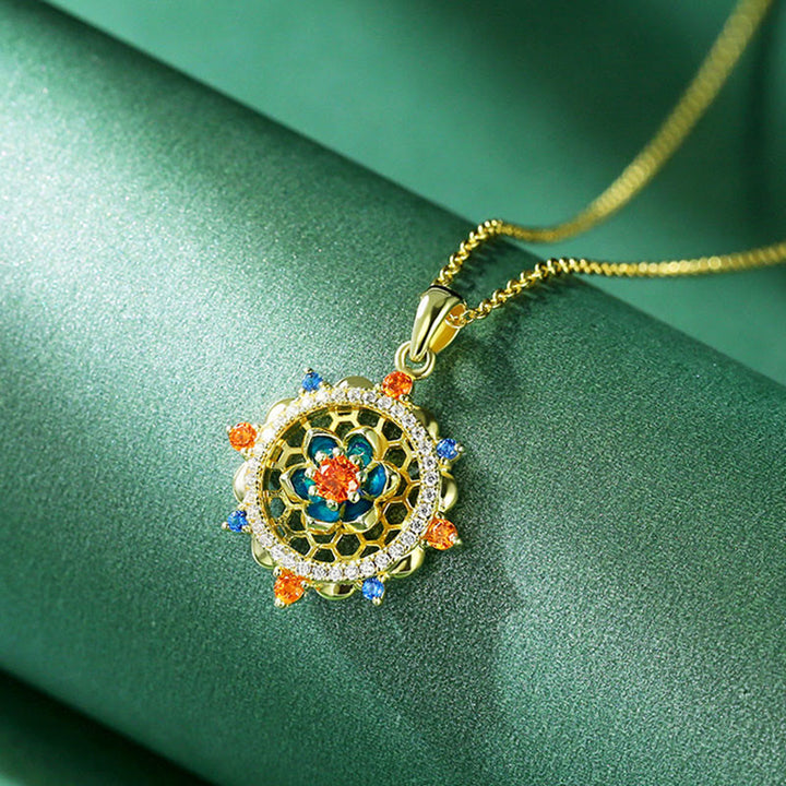 Buddha Stones925スターリングシルバー 蓮の花 カラフルジルコン 新たな始まりのネックレスペンダント