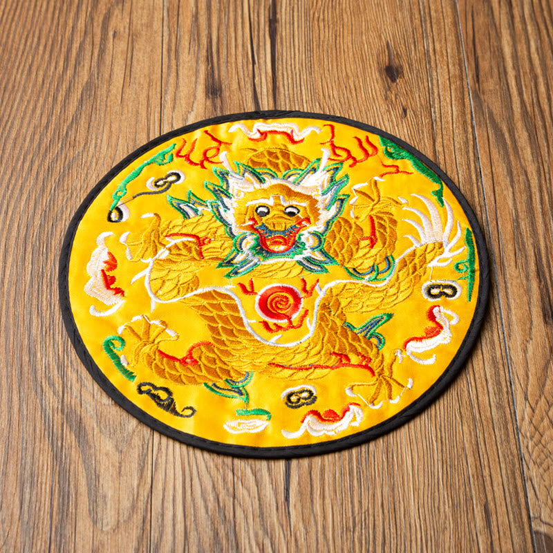 Buddha Stones龍刺繍カップマットパッドティーカップコースターカンフーティーマット