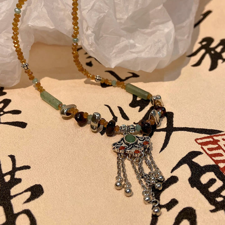 Buddha Stonesチベット水晶石 銅製 幸運のタッセルネックレスペンダント