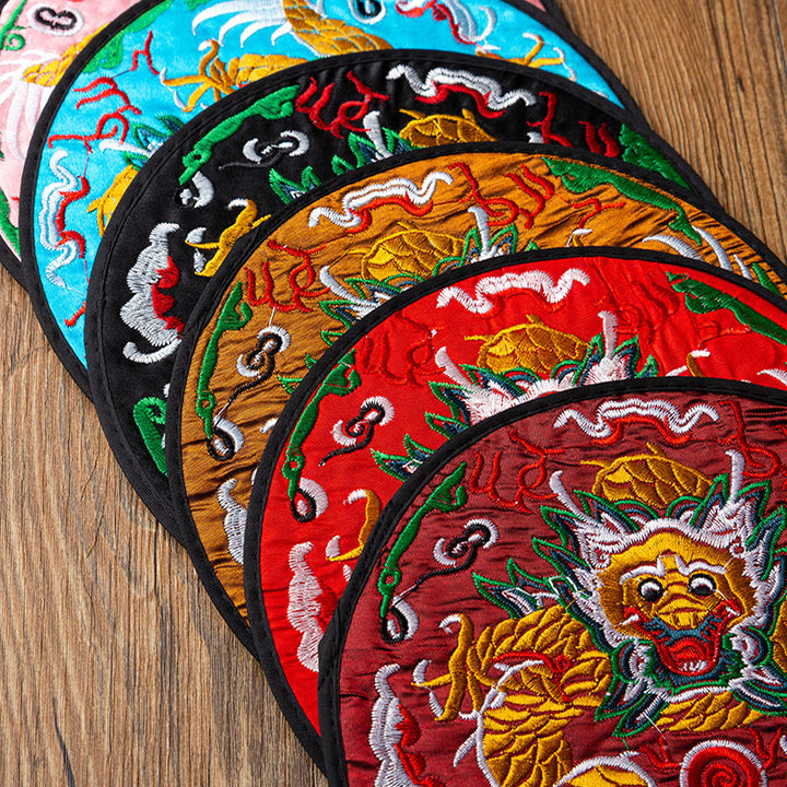 Buddha Stones龍刺繍カップマットパッドティーカップコースターカンフーティーマット