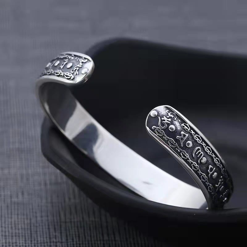 Buddha Stones925スターリングシルバーオーム・マニ・パドメ・フムダブルドルジェ 刻印入り ウィズダムカフブレスレット バングル