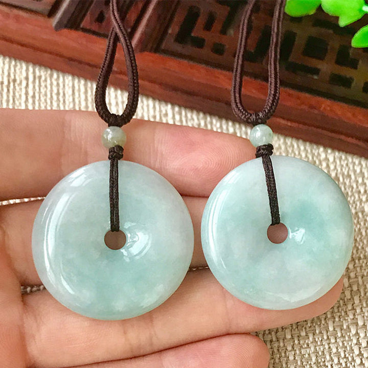 Buddha Stonesラウンド翡翠ストリング幸運ネックレスペンダント