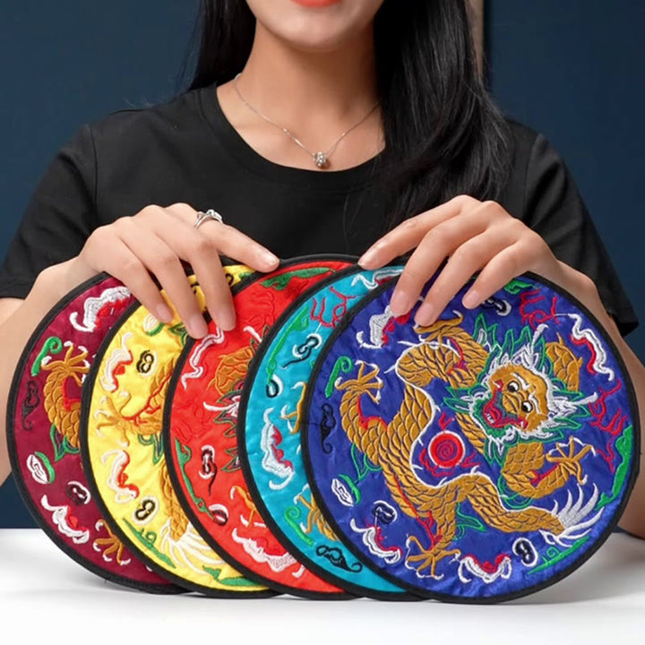 Buddha Stones龍刺繍カップマットパッドティーカップコースターカンフーティーマット