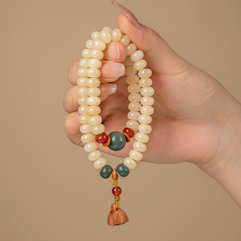Buddha Stonesの実 蓮の鞘 チャーム 平和 ダブルラップブレスレット