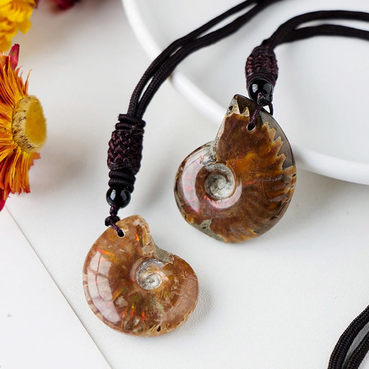 Buddha Stones天然アンモナイト化石 カタツムリ模様 瞑想ヒーリングネックレスペンダント