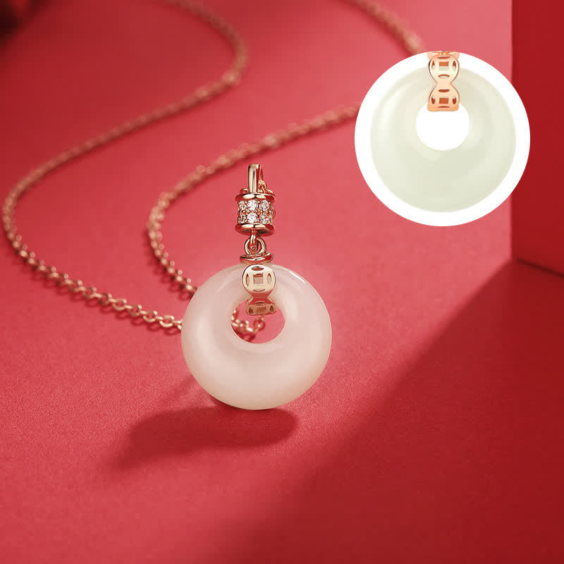 Buddha Stones 925スターリングシルバー 和田白翡翠コインフラワー 平和バックル 幸運ネックレスペンダント