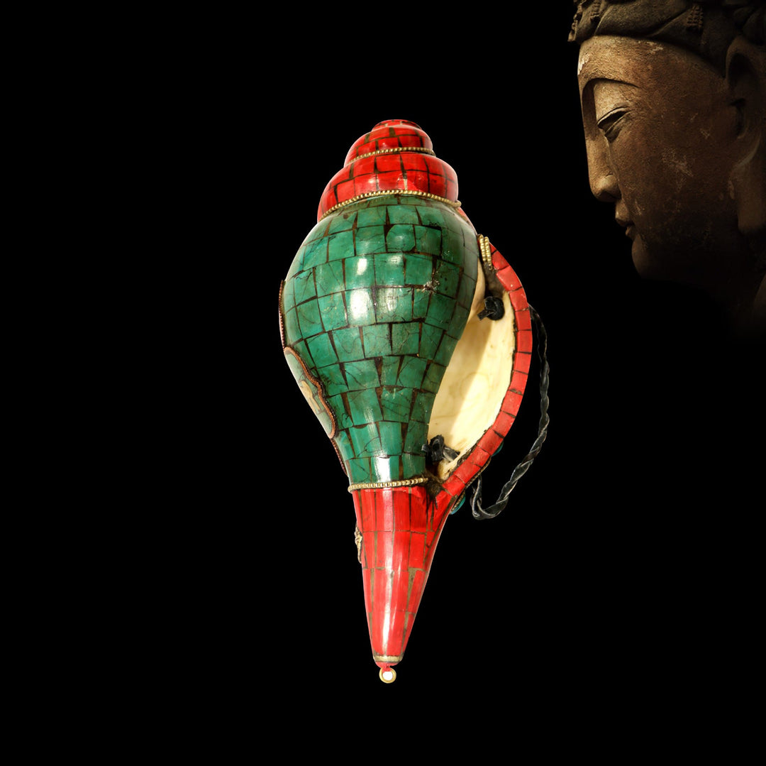 チベットの手作りシャンカOm Mani Padme Hum仏法螺貝幸運の装飾