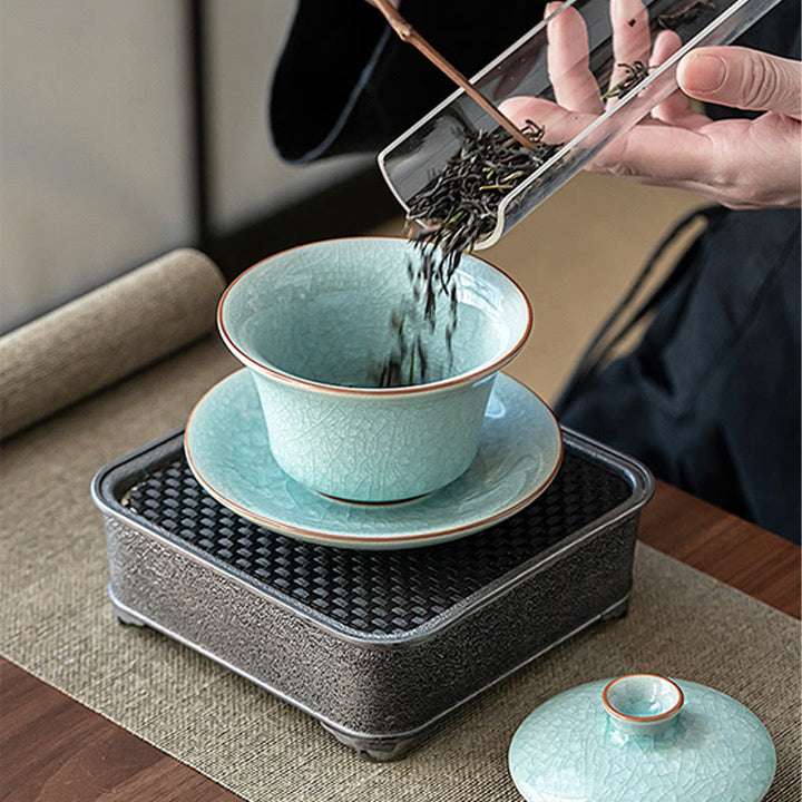 Buddha Stonesレトログリーンアイスグレーズセラミック蓋碗三彩ティーカップカンフーティーカップとソーサー蓋付き