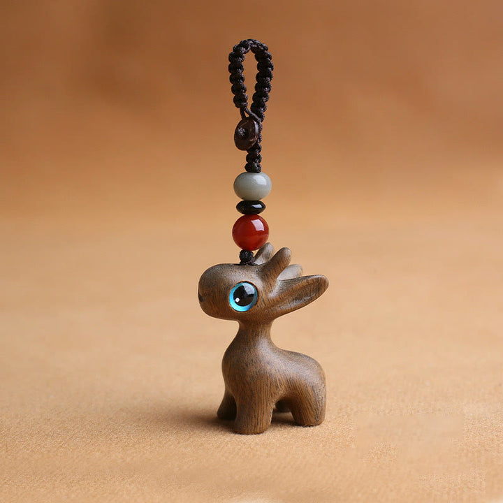 Buddha Stones白檀の小葉 紫檀 黒檀 緑檀 幸運のミニ鹿彫刻 守護キーチェーン 携帯電話吊り下げ装飾