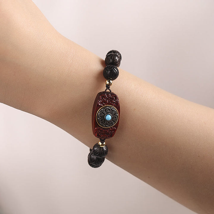 Buddha Stonesグリーンサンダルウッド黒檀サンダルウッドオーム・マニ・パドメ・フム癒しのブレスレット