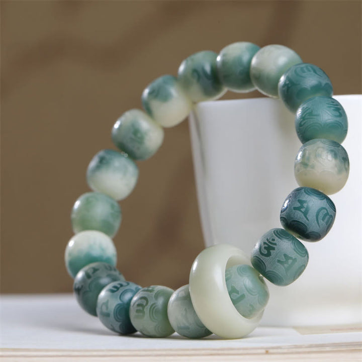 Buddha Stonesの実オーム・マニ・パドメ・フム彫刻 悪霊除け ブレスレット