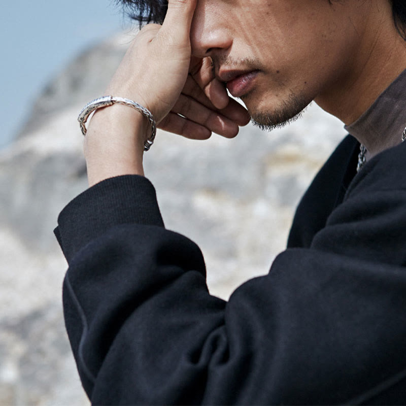 チベットのBuddha Stonesオム・オーム・マニ・パドメ・フム彫刻入り フォーカス カフ ブレスレット バングル