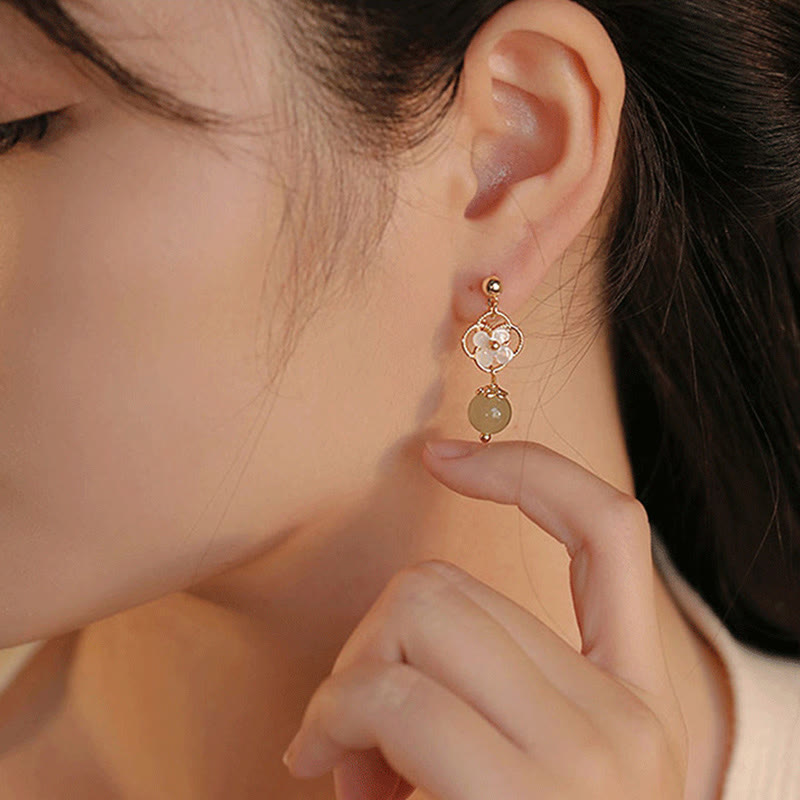 Buddha Stonesシャコガイ 石花 翡翠ビーズ 祝福 ドロップイヤリング