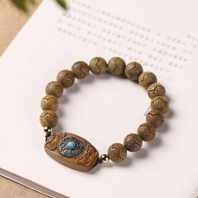 Buddha Stonesグリーンサンダルウッド黒檀サンダルウッドオーム・マニ・パドメ・フム癒しのブレスレット