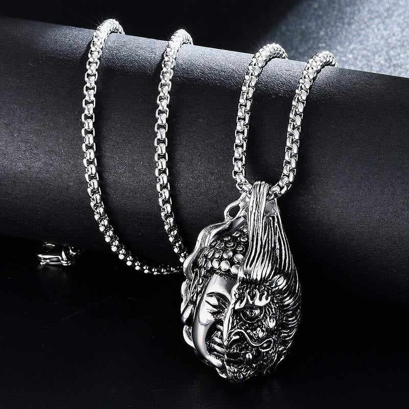 Buddha Stones半仏半悪魔の強力なネックレス